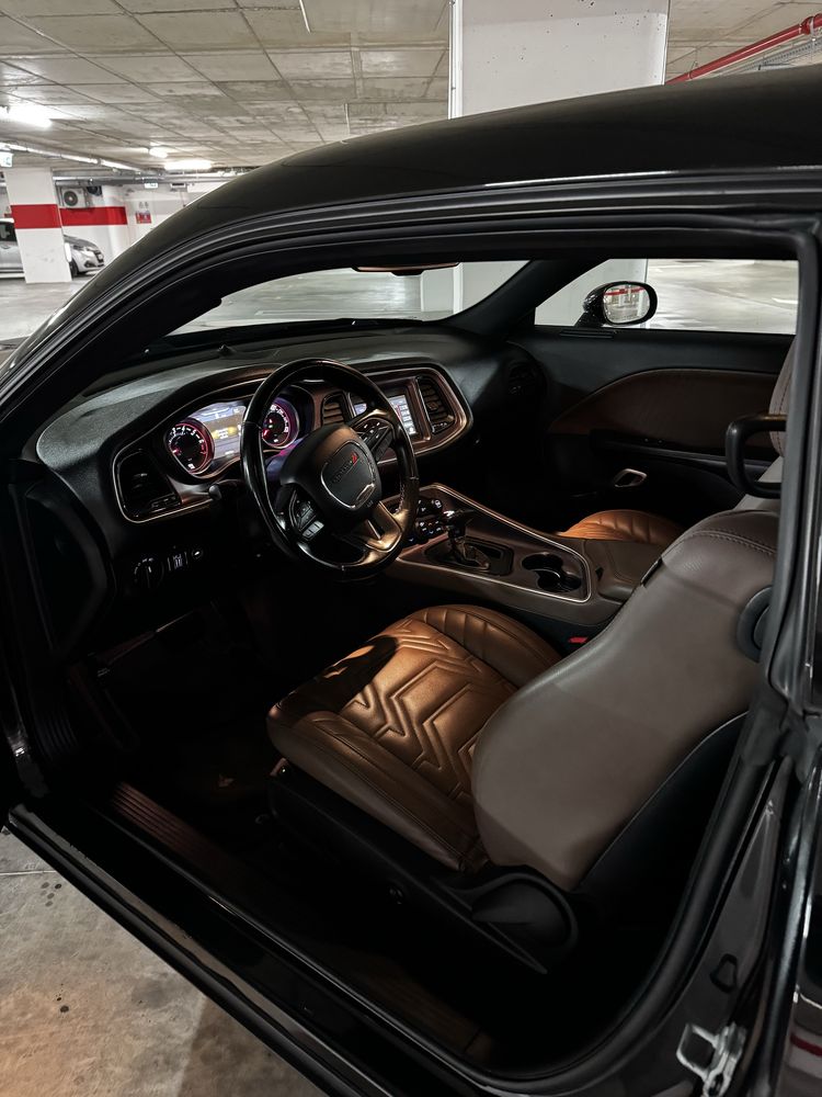 Dodge challanger kit SRT