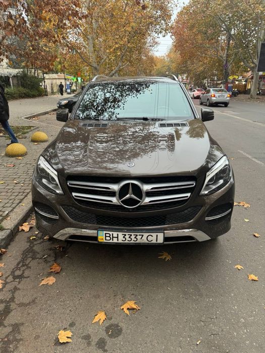 Мерсед gle 250d 2017 год ( 12 месяц )  204 л.с. Официал