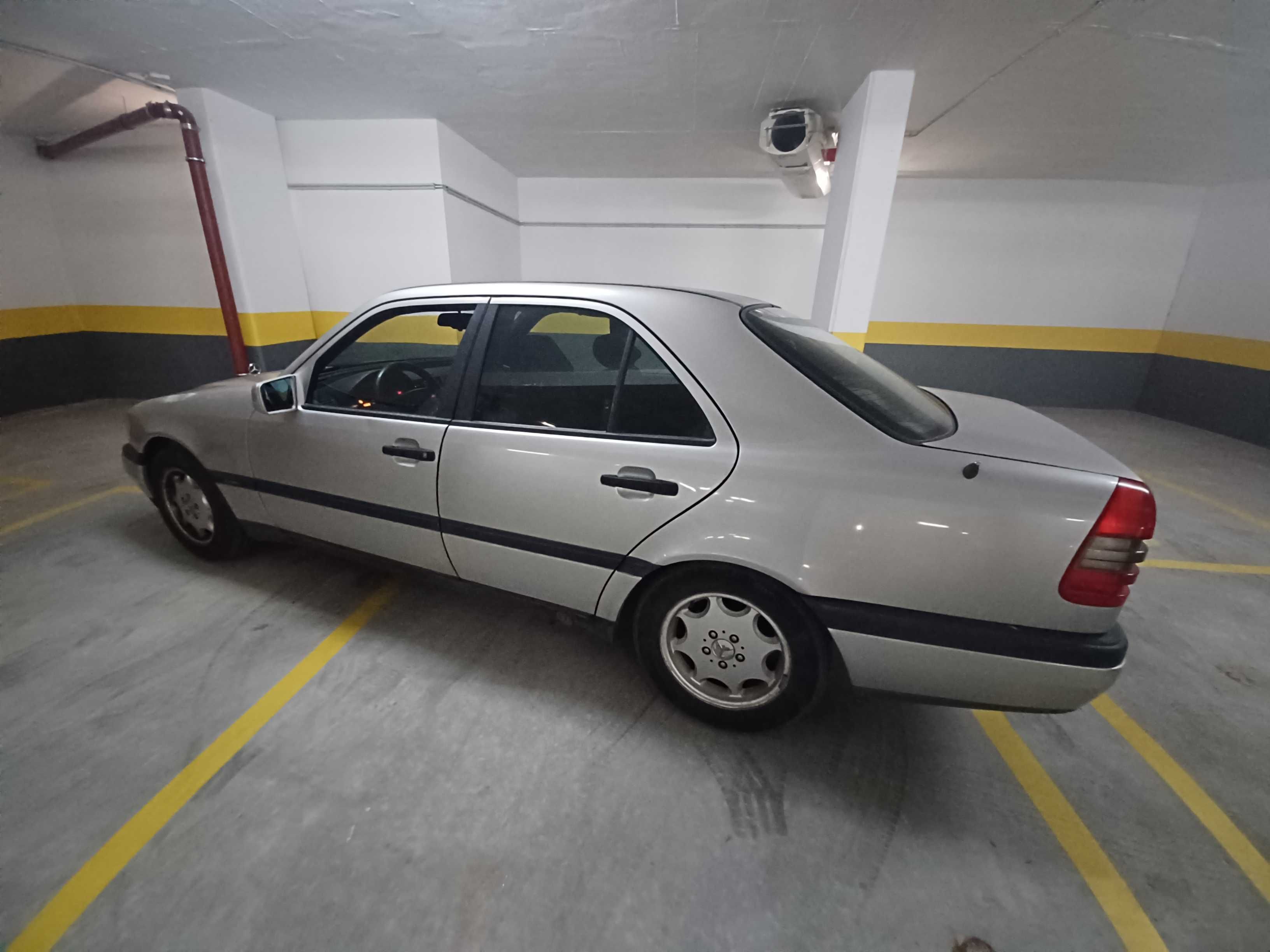 Mercedes Benz C220 spirit Diesel W202