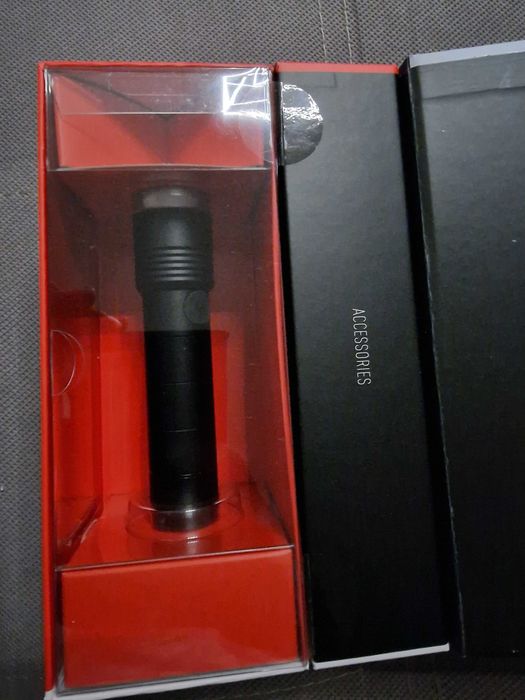 Ledlenser mt10 latarka taktyczna nowa