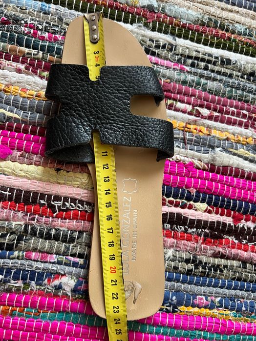 Шльопанці шкіра 37 розмір