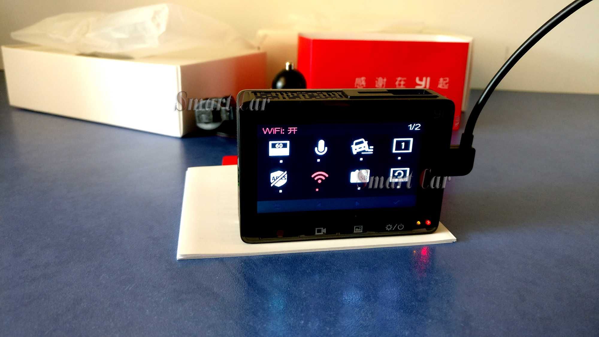 Відеореєстратор Smart Dash YI CAR CAM