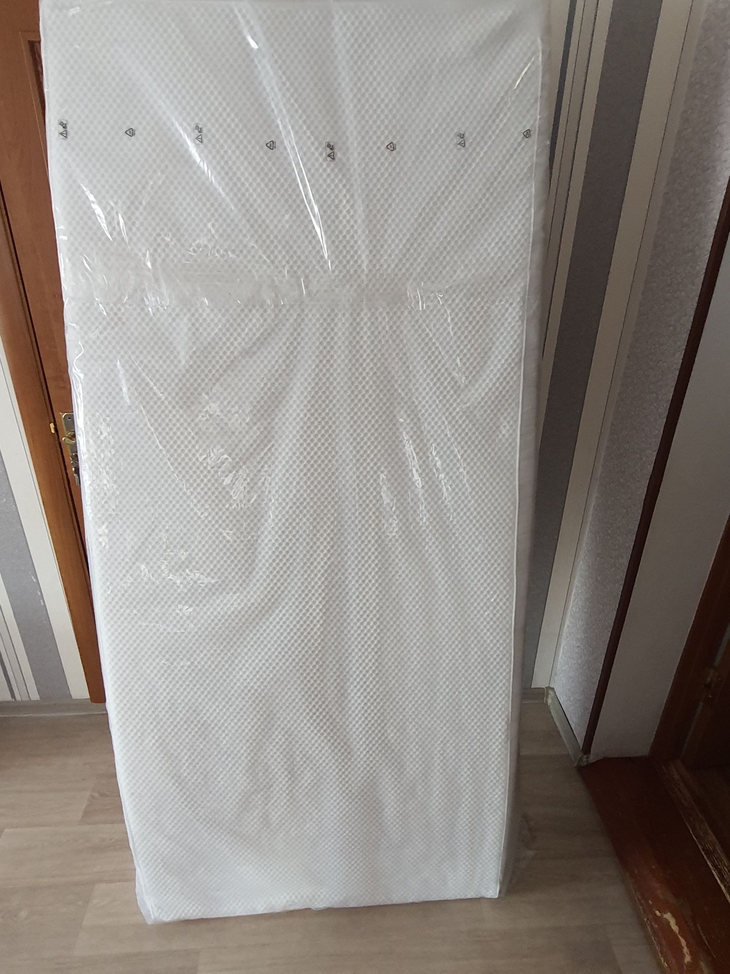 Нові матраци Ikea, розмір 90×200