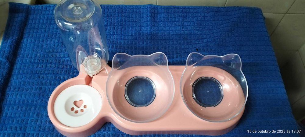 Comedouro e bebedouro para gatos NOVO