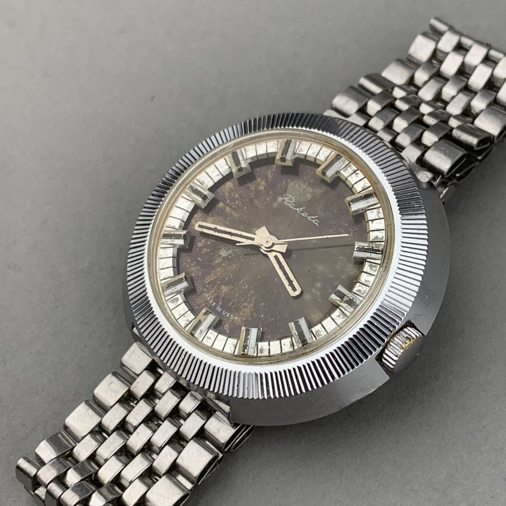 Raketa UFO ZSRR – Zegarek Vintage, 19 Jewels, Manualny, Lata 70.