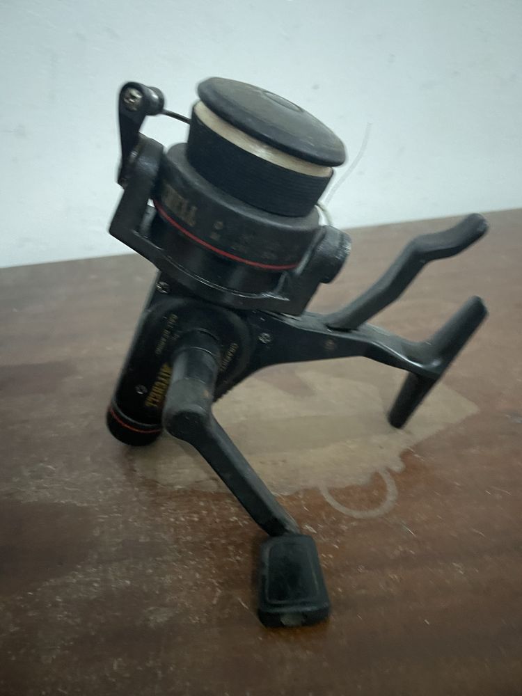 Carreto de pesca marca mitchell modelo 2560G