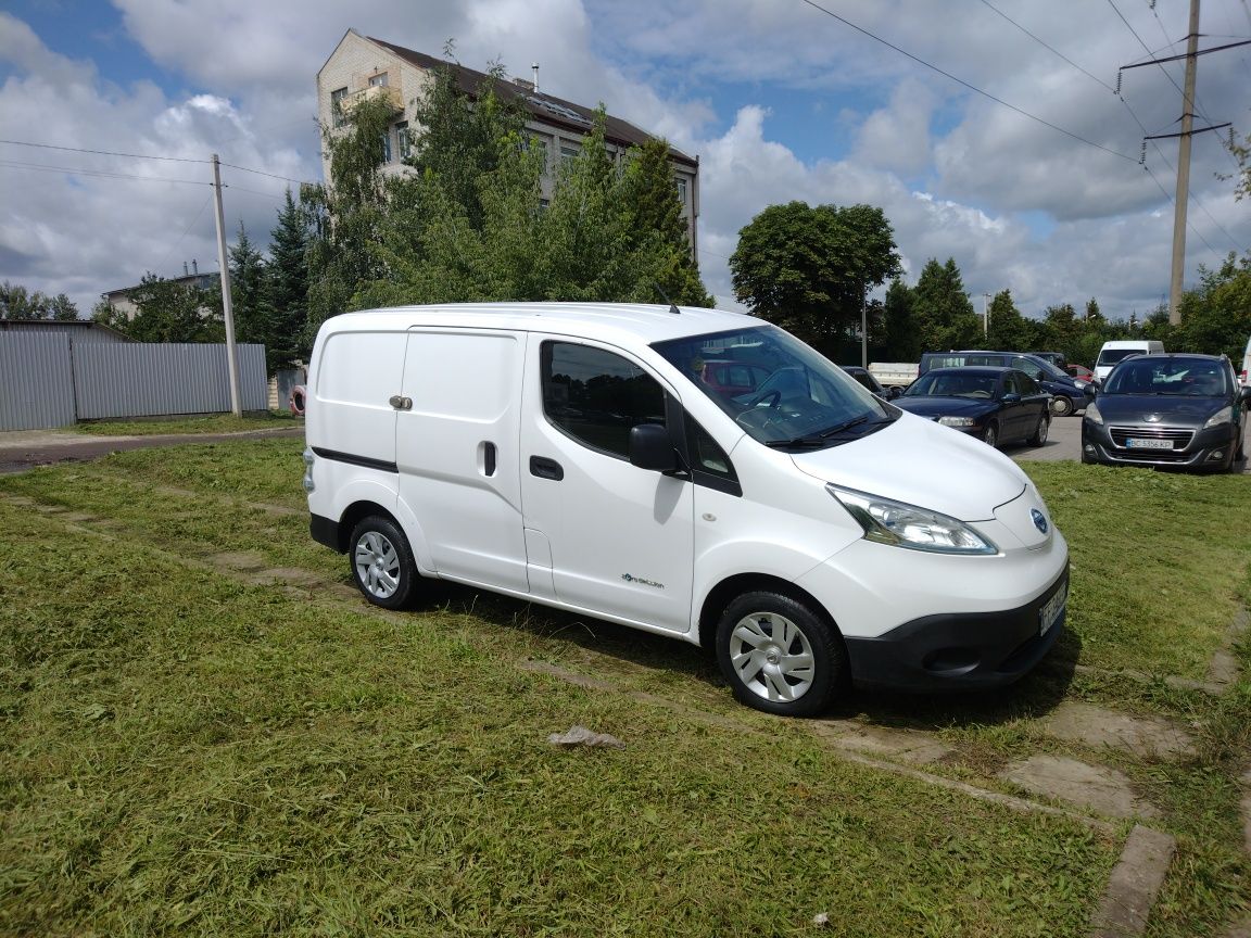 Nissan e-NV 200 24 кіловата