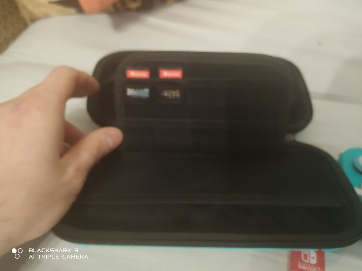 Nintendo swoich lite/3 gry/ karta pamięci/ Case