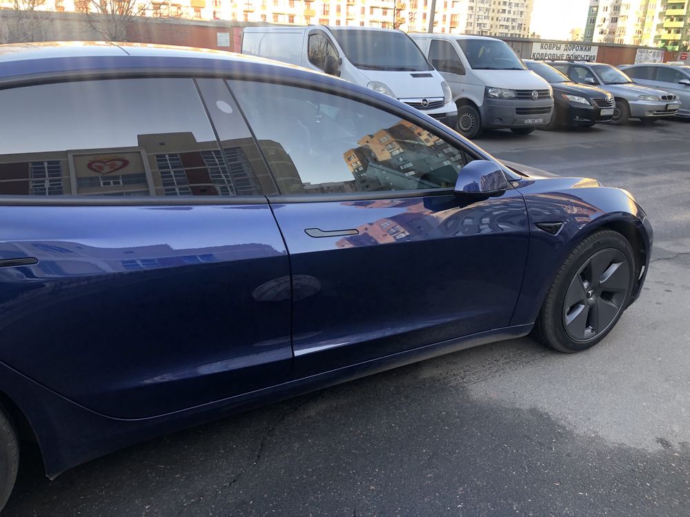 Продам Tesla model 3 2022