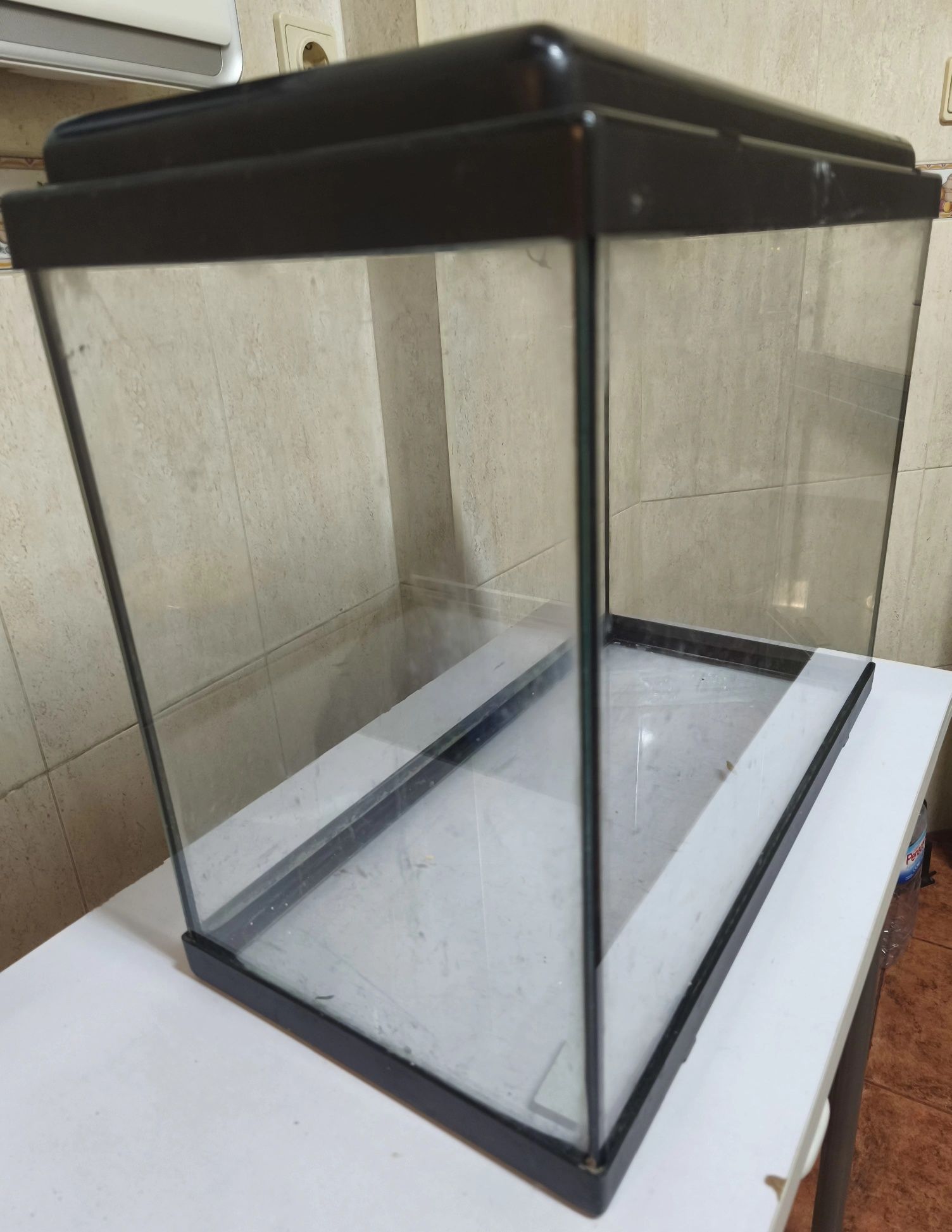 Vendo aquário em bom estado