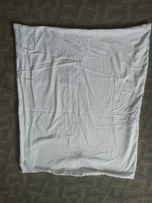 Комплект постільної білизни та ковдра