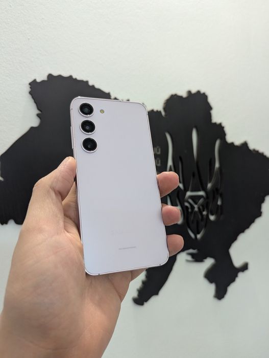 Samsung s23 256gb. Рожевого кольору