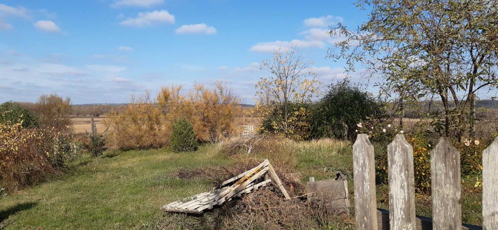 продаєм будинок із жилою літнєю кухнею