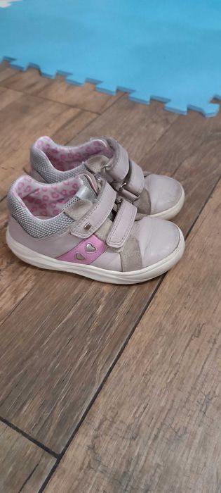 Buty Adidasy skórzane dla dziewczynki 23 elefanten