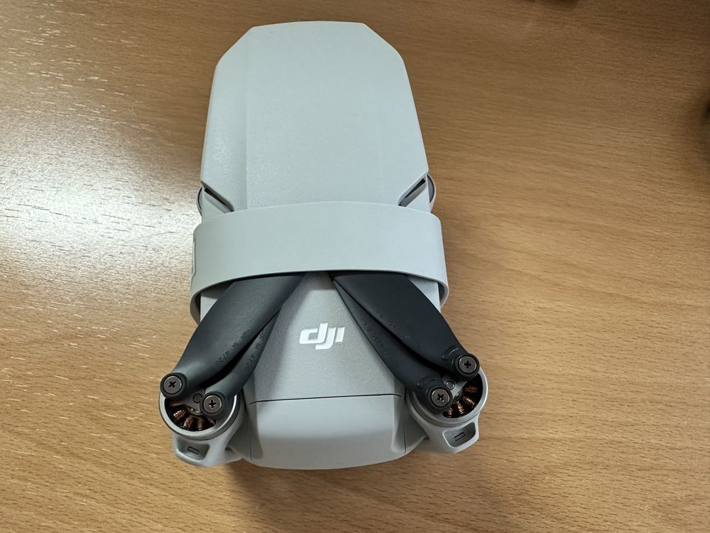 Drone DJI mini 2 fly more
