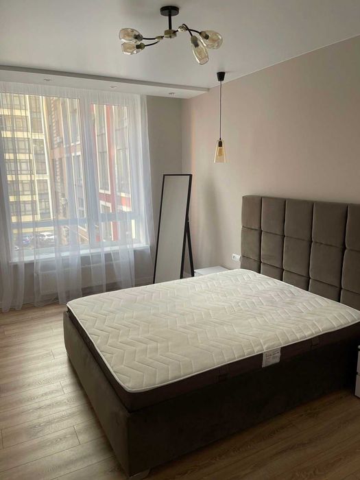 Оренда 3 кімнатної квартири в Новобудові