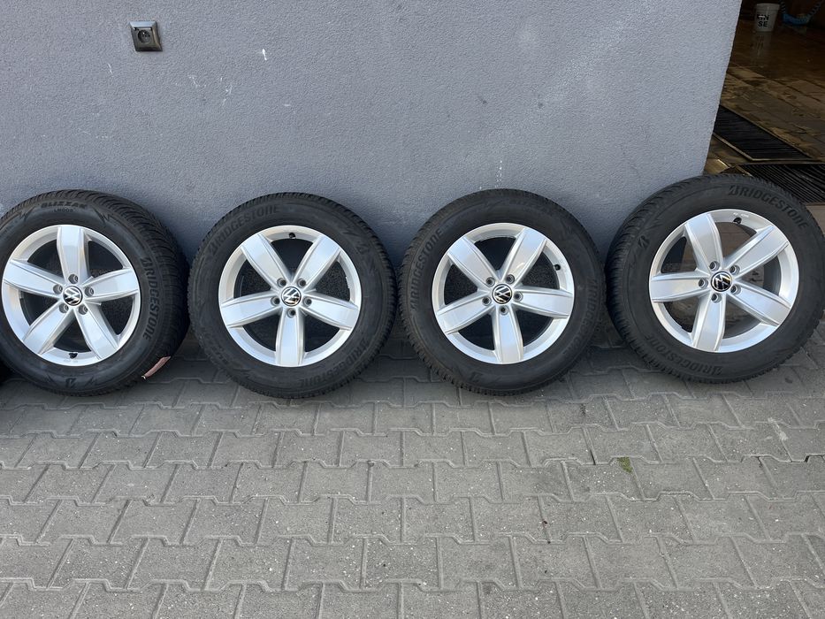 Vw Tiguan Passat Kola zimowe 215/65 17