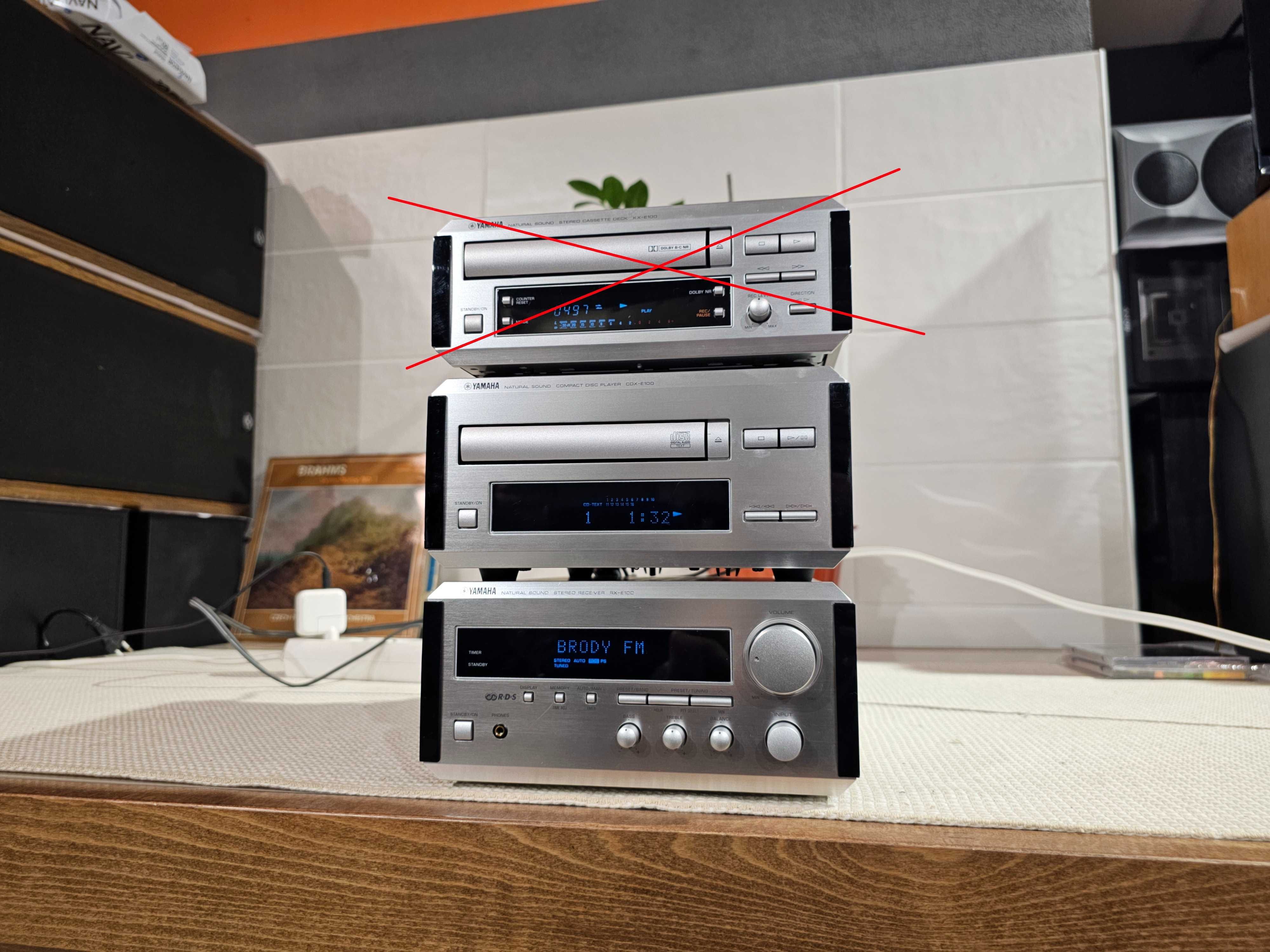 Hi-Fi система Yamaha RX-E100 Yamaha CDX-E100