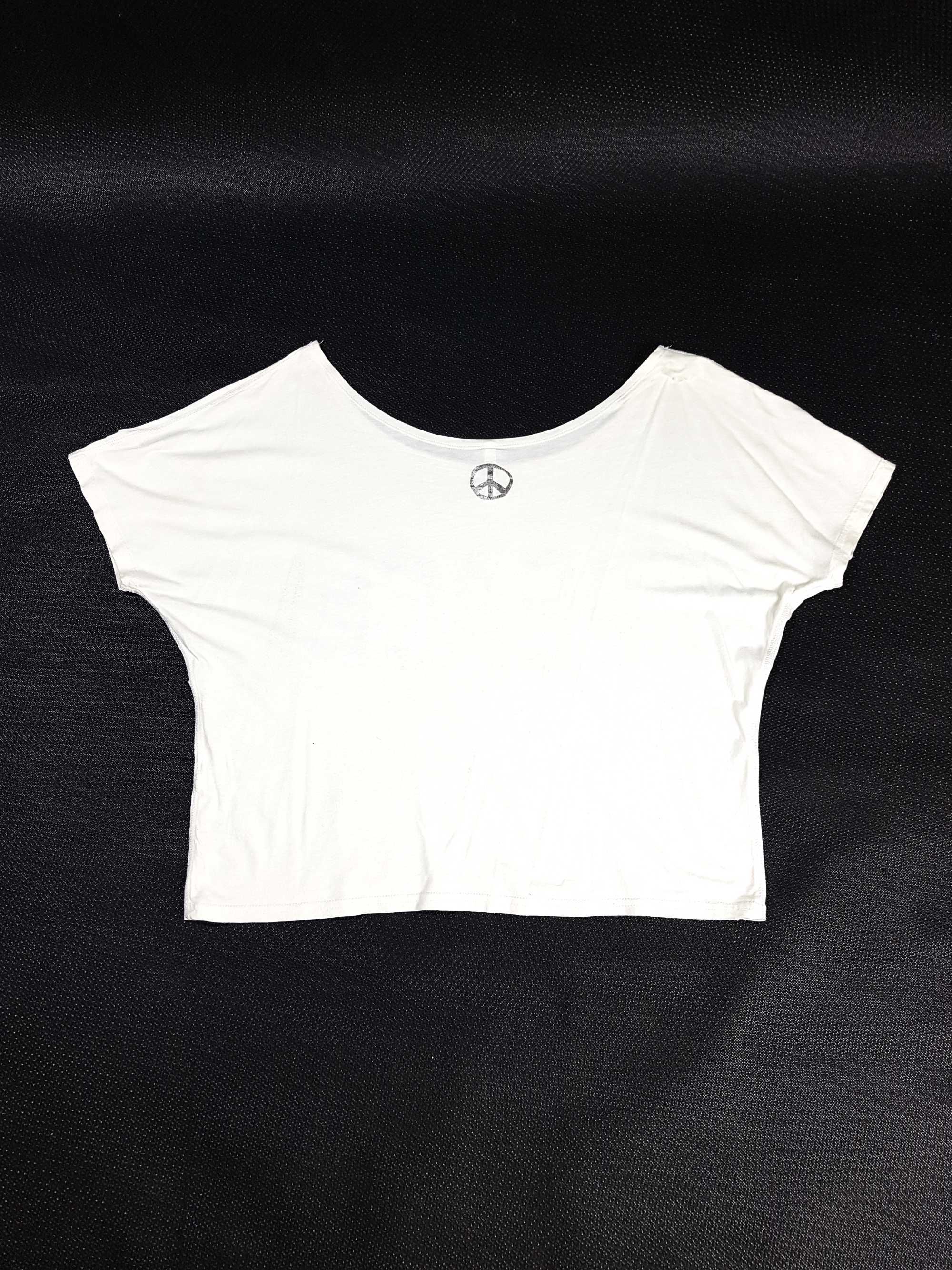 crop top krótka koszulka pacyfa peace oversize 38 M 40 L alternative