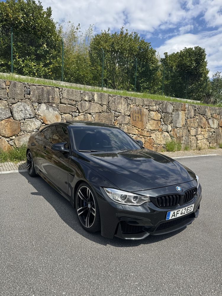 BMW M4 Full Extras