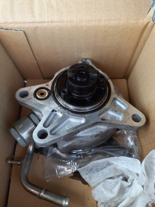 Оригінальний Насос вакуумний Mazda CX-5 KE 2.2 DIESEL (б/в) Бельгія