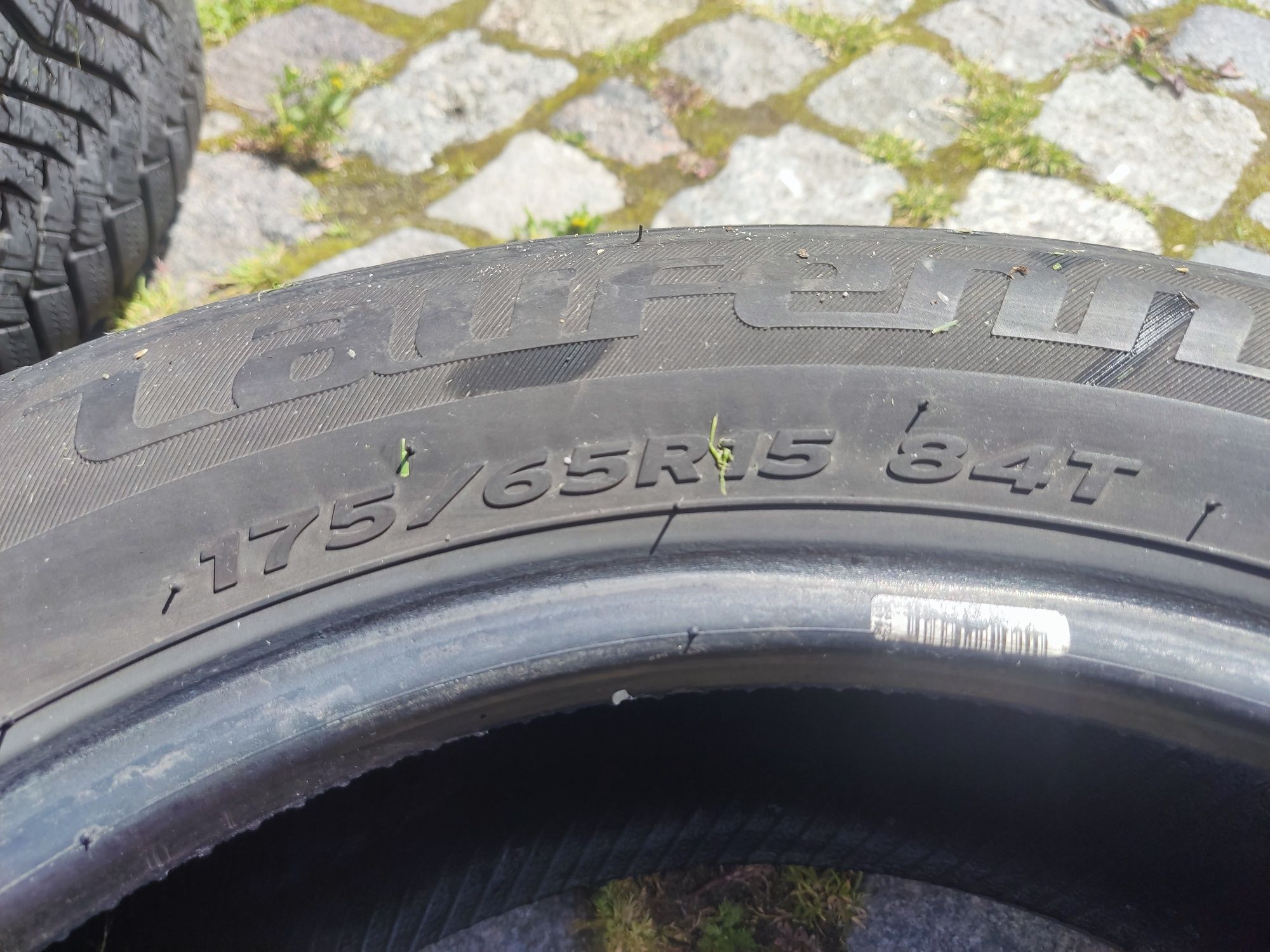 Opony wielosezonowe Laufenn I Fit+ 175/65 R15 3 sztuki