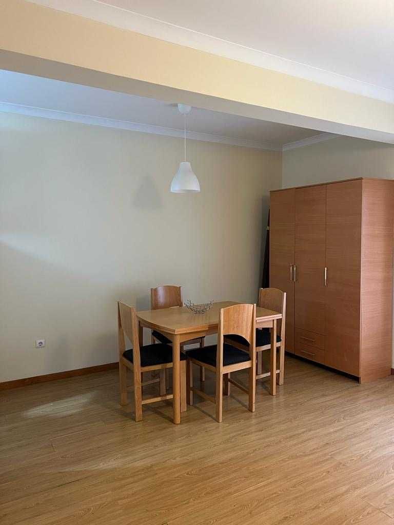 Apartamento T1 em São Mamede Infesta
