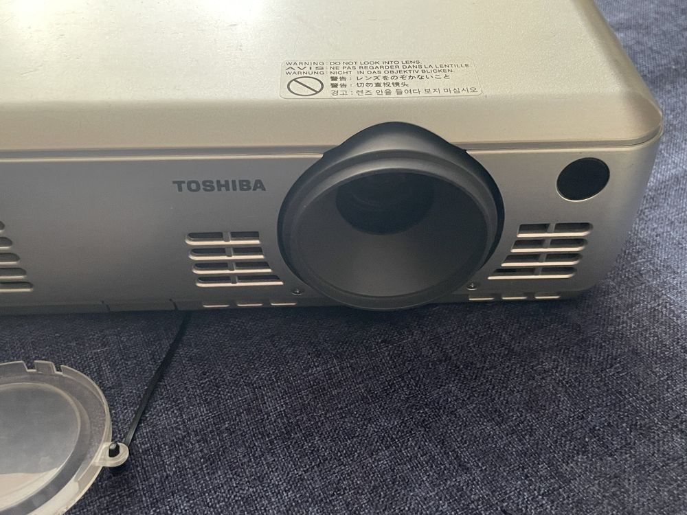 Проектор Toshiba TLP-S10