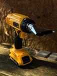 Profesjonalna bezprzewodowa opalarka na baterię DEWALT 18-20V