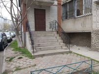 Продам 3к. кв на пр-ті Миру