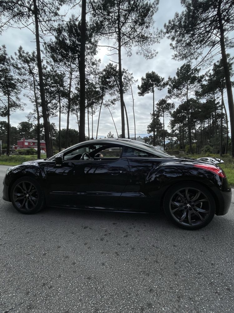 Peugeout RCZ versão black yerling (4 de 25 unidades)