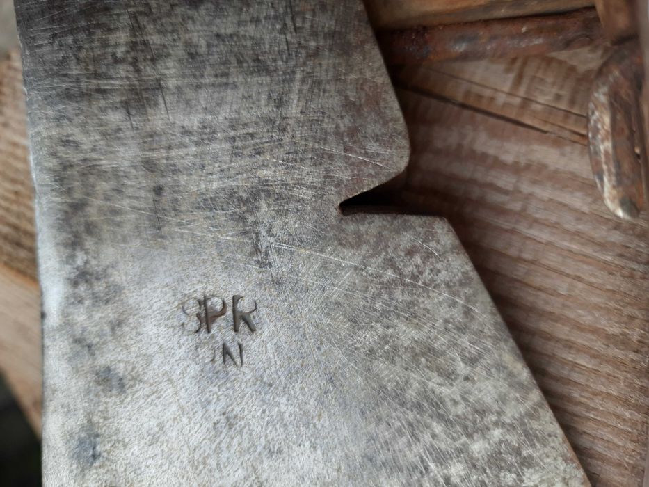 Toporek bojowy lekki, strażacki,  z czasów PRL