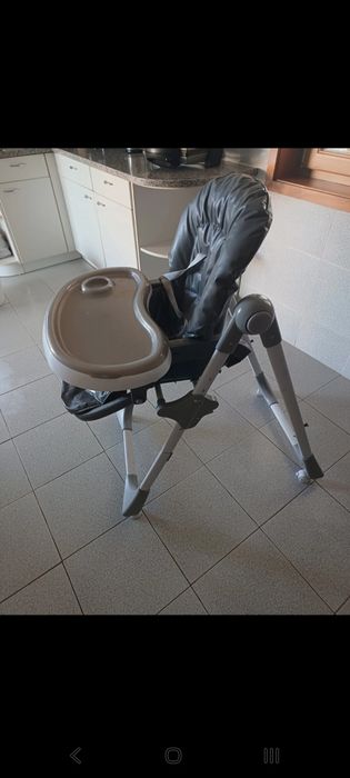 Cadeira bebé alimentação