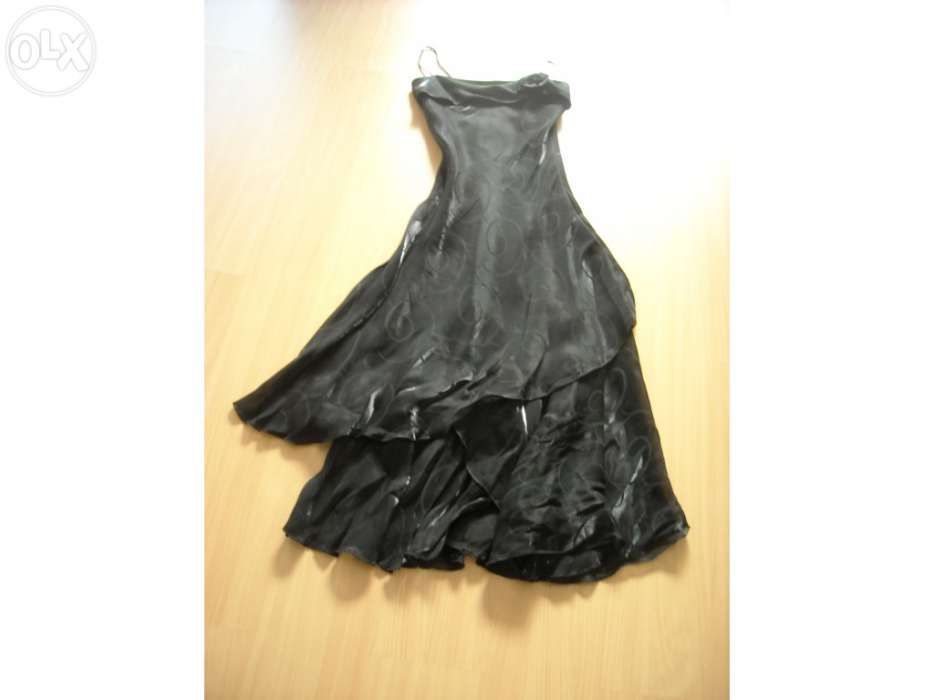 Vestido de gala Preto.