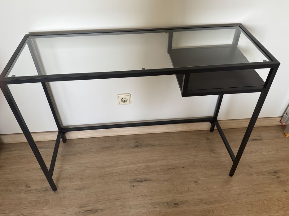 Secretaria em vidro