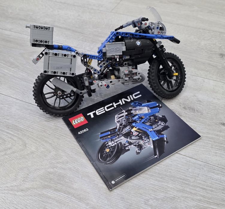 Lego Technic 42063 - BMW R 1200 GS Adventure