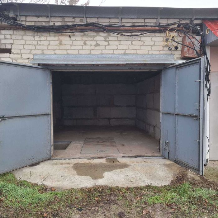 Продам свій капітальний  гараж