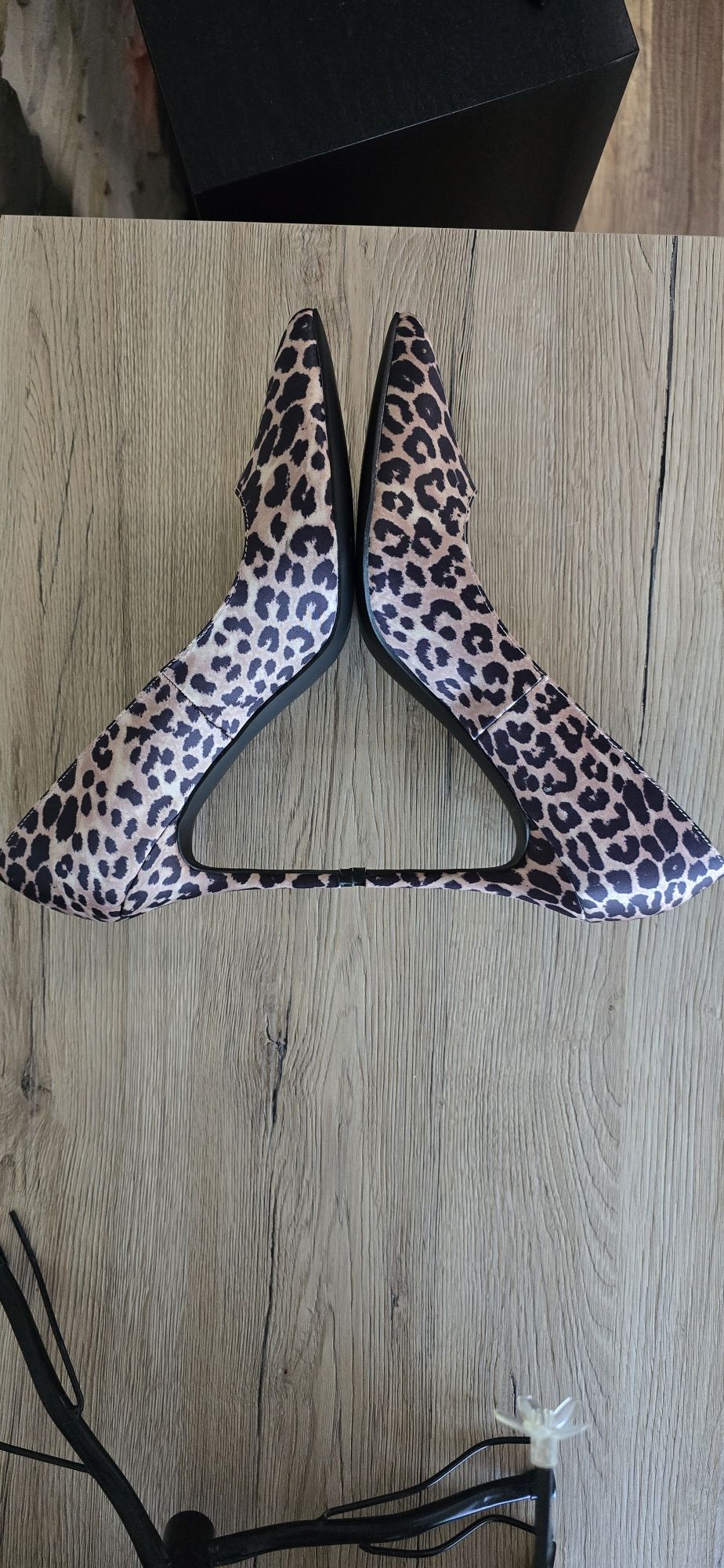 Nowe Efektowne Szpilki Na Wysokim Obcasie W Kolorze Leopard Roz. 45
