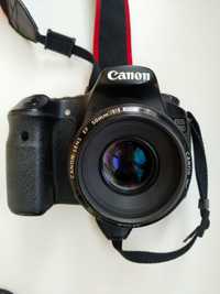 Фотоапарат Canon D60 з об'єктивом EF 50 mm f/1.8