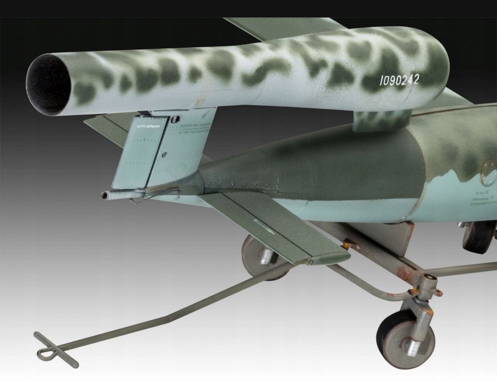 Model do sklejania Revell 03861 Fieseler Fi103 V1