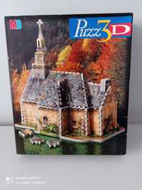 Puzzle 3D firmy MB " wiejski kościółek" 254 elementy