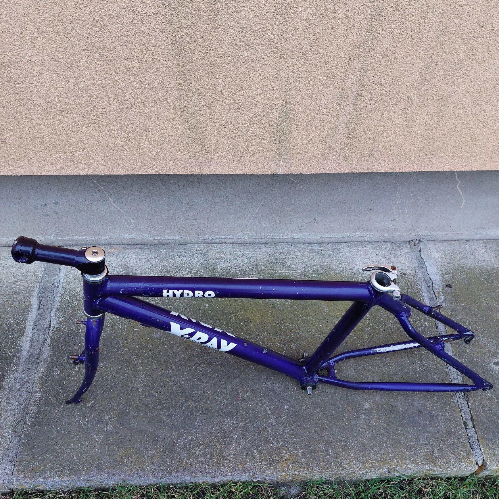 Frameset X-Ray Hydro 18" Rama aluminiowa + widelc Cr-Mo Stery Tioga