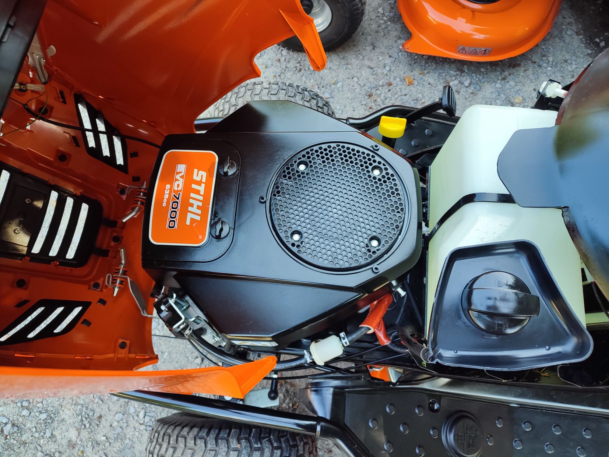 Traktorek kosiarka Stihl RT5097 Briggs 15,5 z koszem hydro jak nowy