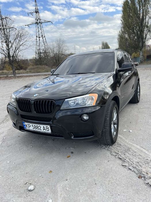 Продам свою  BMW X3