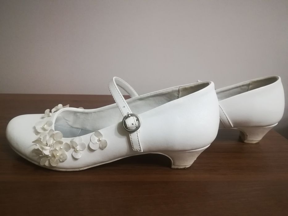 Buty komunijne rozm. 34