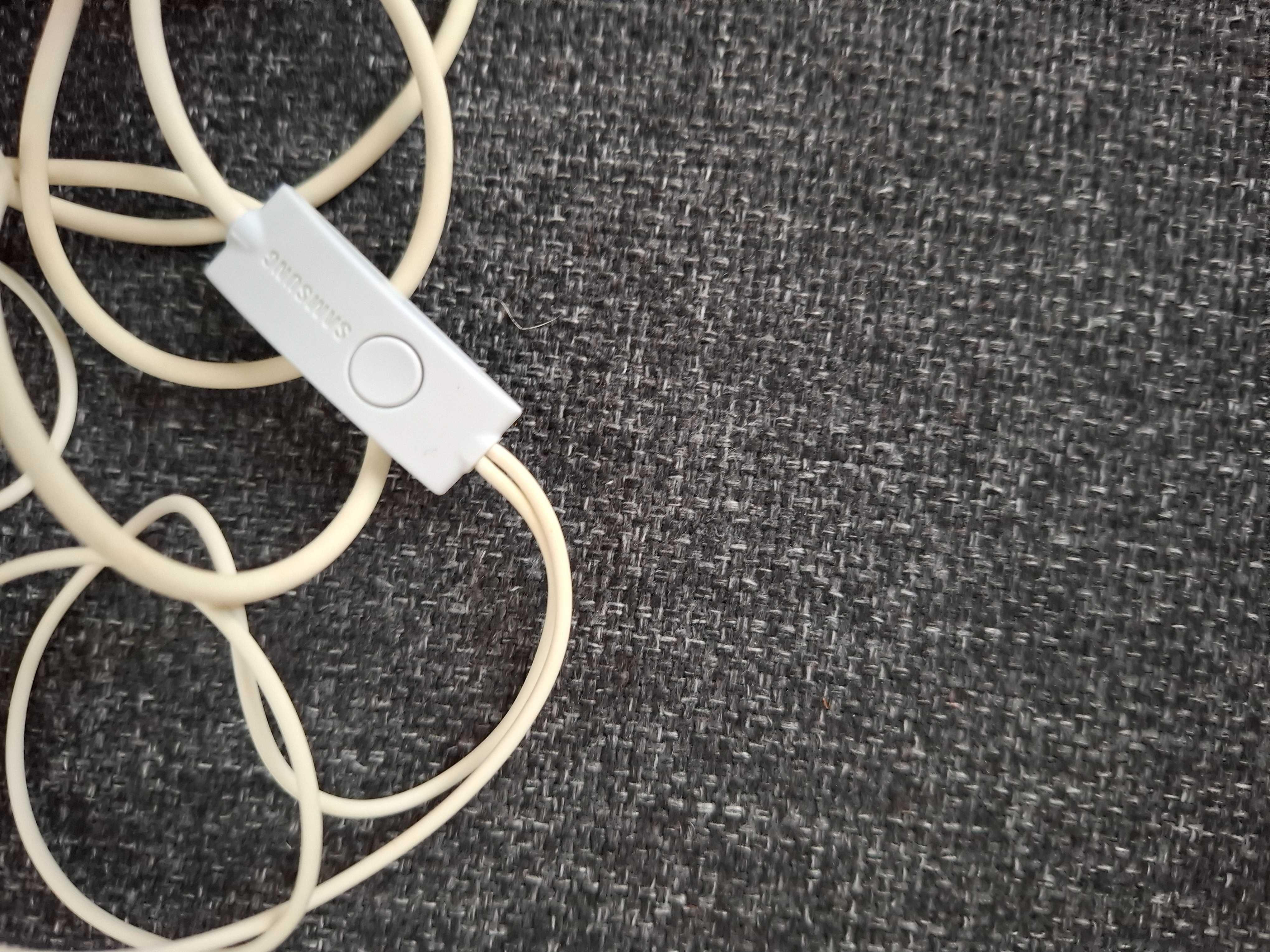 Słuchawki samsung przewodowe białe mini jack