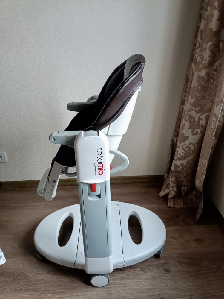 Стульчик для кормления Peg Perego Tatamia