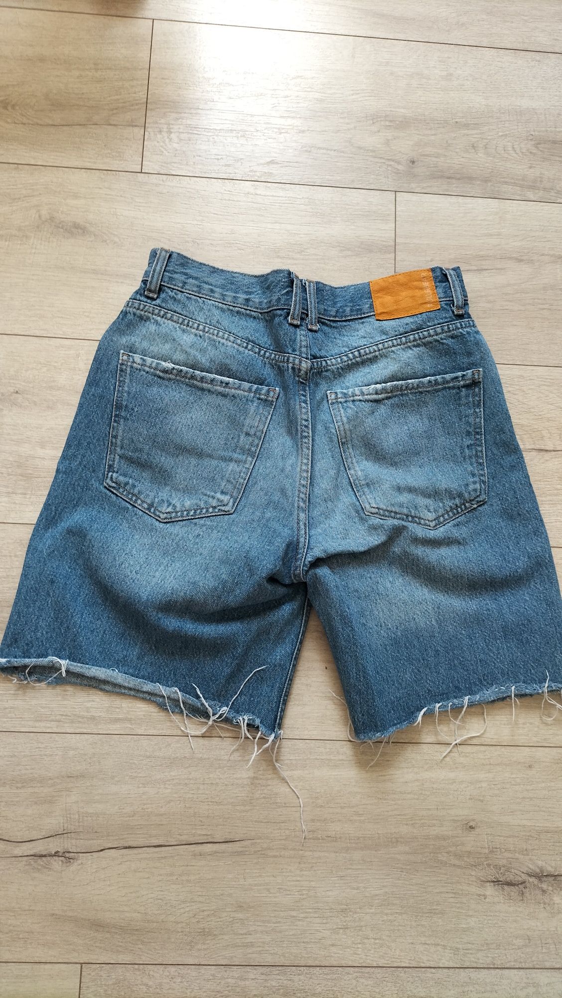 Spodenki damskie XS pull bear