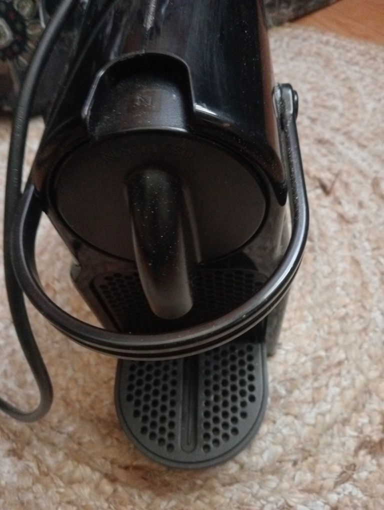 Máquina de café da  Nespresso cápsula - Com avaria não saí café:(