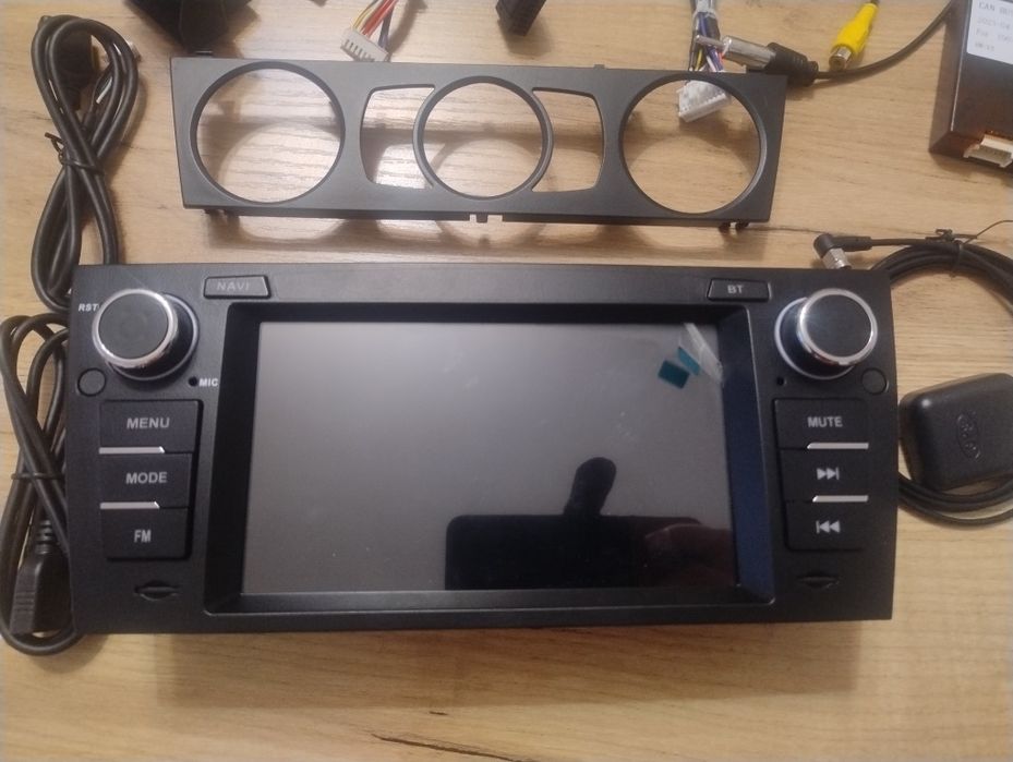 Radio do BMW E90/91/92/93